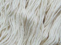 Baby Suri Alpaca Merinogarn 12-4 Naturweiß Baby Suri Alpaca Merinogarn 12-4 Naturweiß