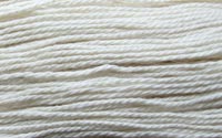 Baby Alpaca Seide Cashmeregarn 12-3 Naturweiß Baby Alpaca Seide Cashmeregarn 12-3 Naturweiß