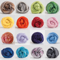 feiner Merinokammzug Multicolor 2 feiner Merinokammzug Multicolor 2